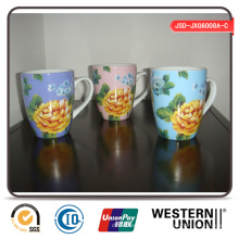 Blumen-Entwurfs-Porzellan-Tasse für Kaffee